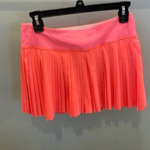 Lululemon Pleat Street